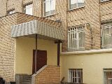 вход