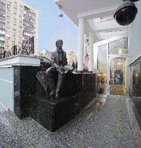 Фото здания